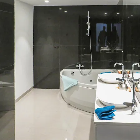 בית נופש Casa 5 *